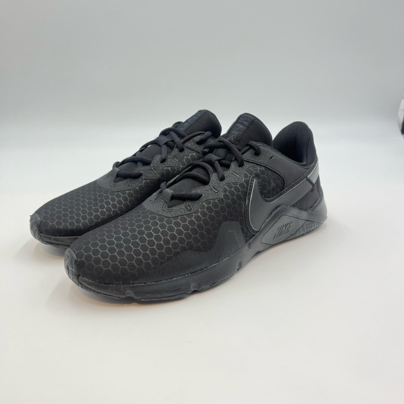 Nike Black Athletic Shoes with Breathable Mesh Design - Picture 1 of 4